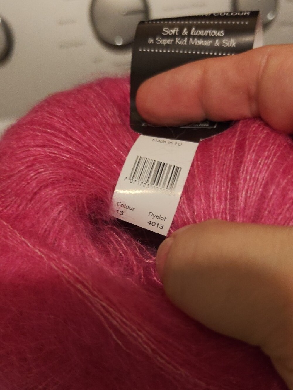 Lightweight Women’s Sweater Yarn - Purple and Pink - Picture 9 of 9